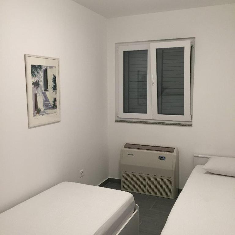 White Anchor Apartment Vodice Exterior foto