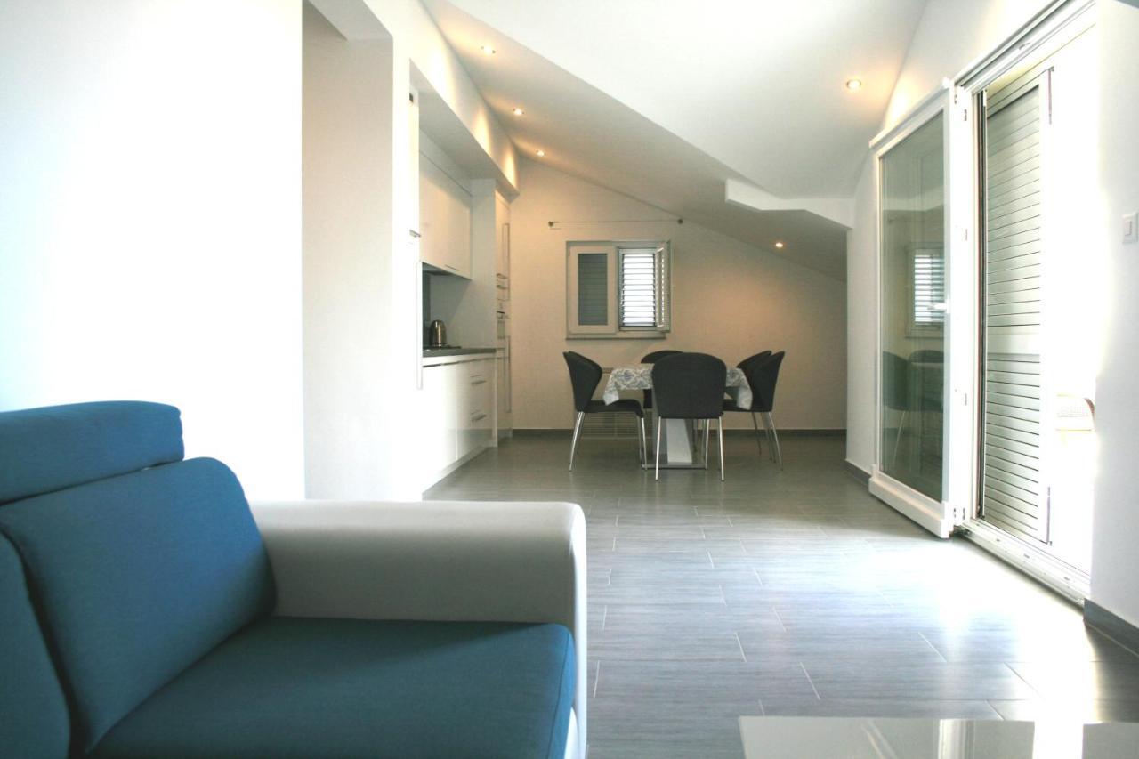 White Anchor Apartment Vodice Exterior foto